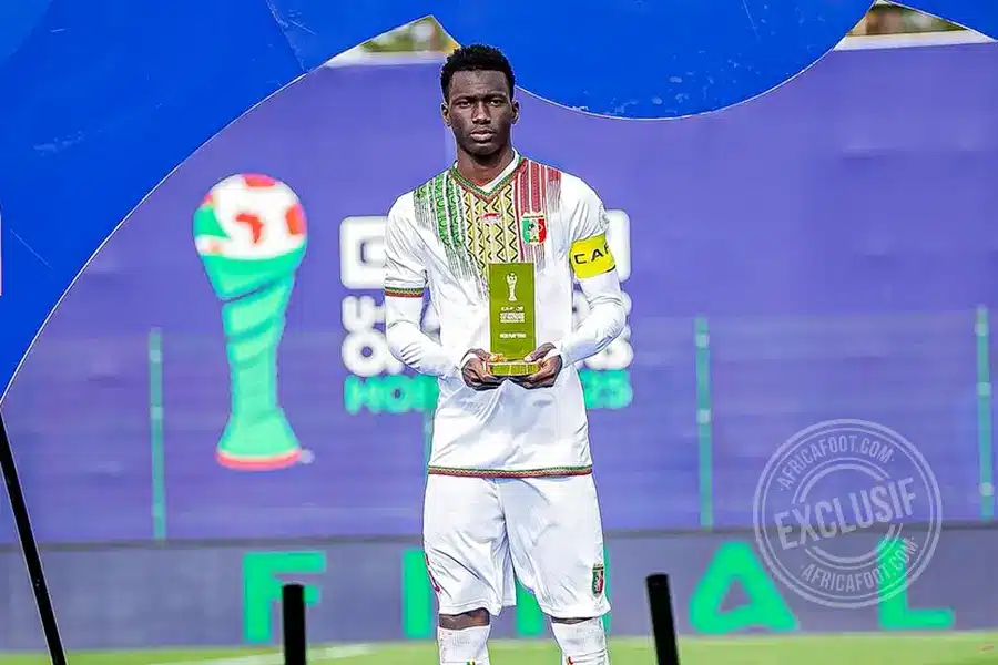 Le jeune talent malien, Issa Tounkara en route pour l&rsquo;Angleterre