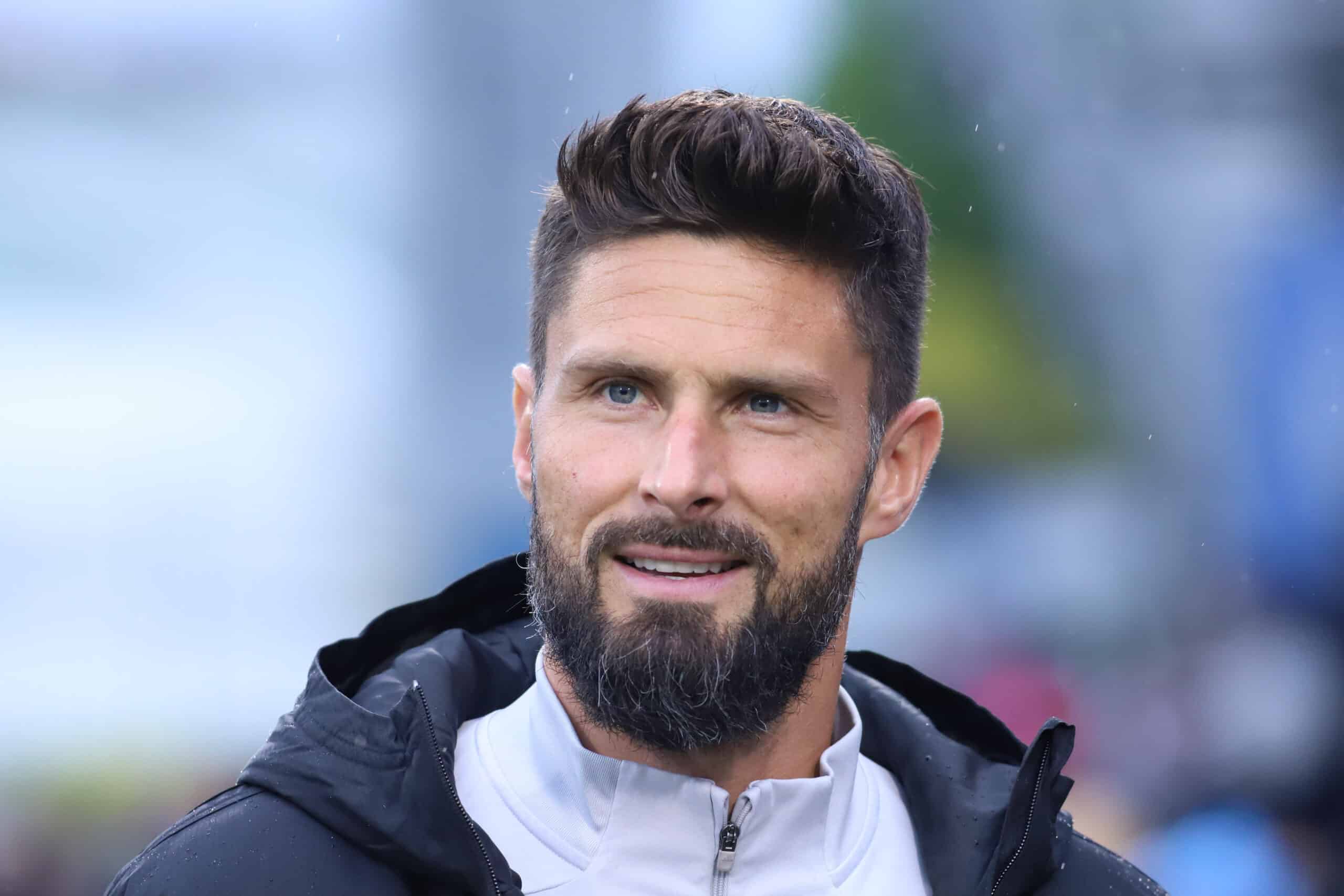 M6 : Olivier Giroud embauché - Public