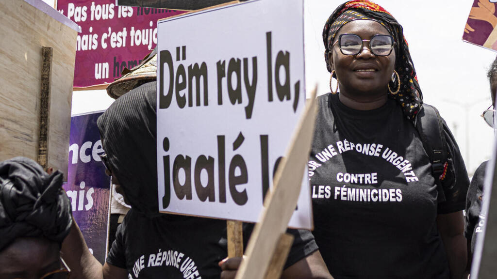 Sénégal: la banalisation des violences faites aux femmes dans les séries télé pointée du doigt