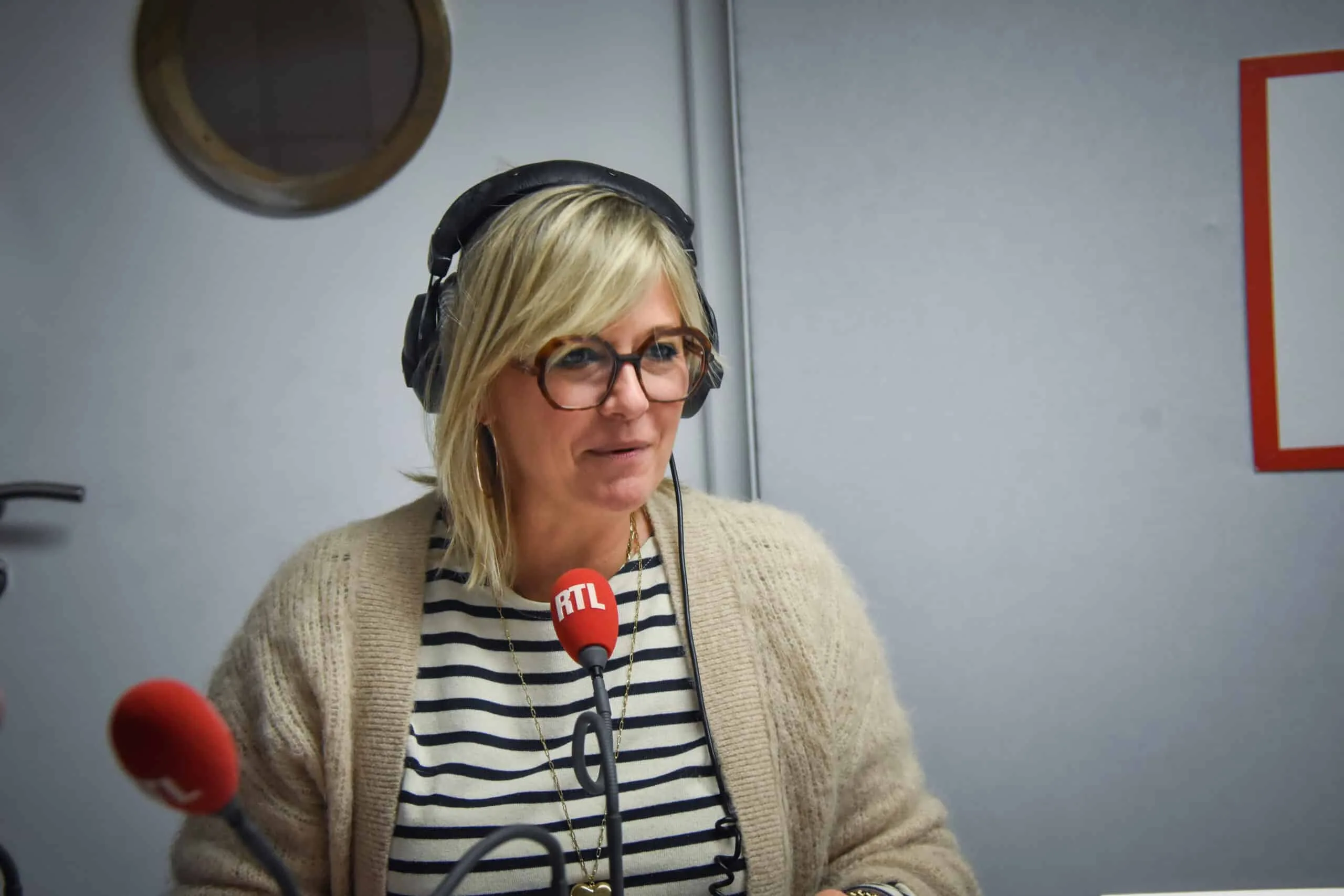 La maquilleuse de Patrick Bruel démonte les accusations de Flavie Flament : "Elle était très gentille avec lui"