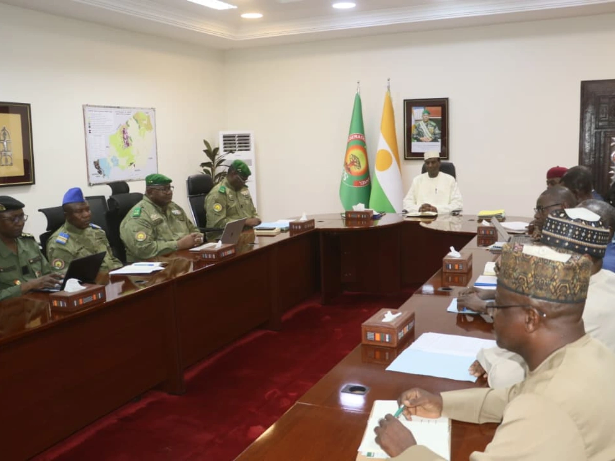 Ouverture de frontières: le comité d’experts nigériens fait le point au Premier ministre Ali Mahamane Lamine Zeine